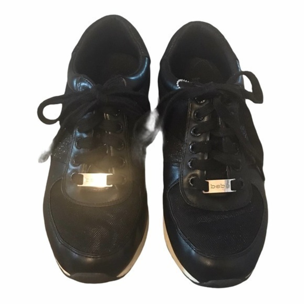BeBe Black Lowtop Sneaker Size 8.5